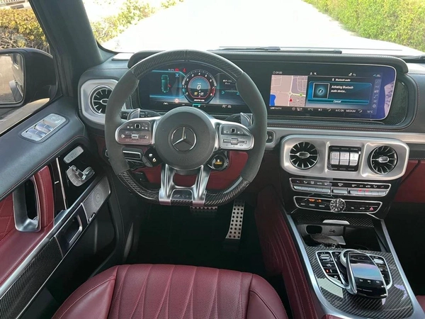 BRABUS 700 - Mercedes-AMG G 63