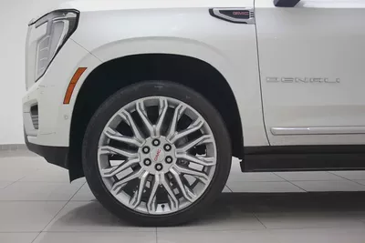 2025 GMC Yukon XL Denali - GCC Specs - Full Option-5