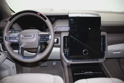 2025 GMC Yukon XL Denali - GCC Specs - Full Option-6