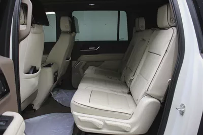 2025 GMC Yukon XL Denali - GCC Specs - Full Option-8