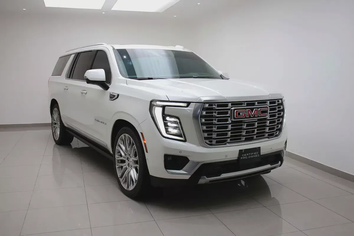 2025 GMC Yukon XL Denali - GCC Specs - Full Option