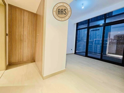 Luxurious 2 bedroom || Chiller Free || Spacious Unit-13