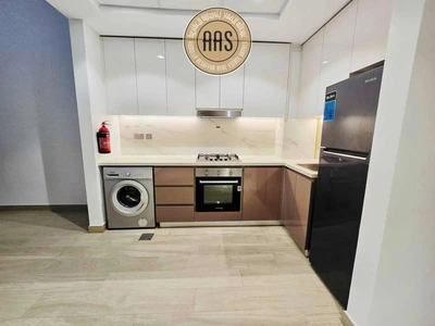 Luxurious 2 bedroom || Chiller Free || Spacious Unit-1
