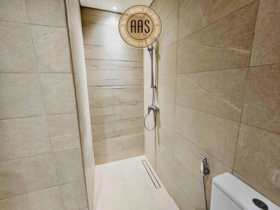 Luxurious 2 bedroom || Chiller Free || Spacious Unit-7