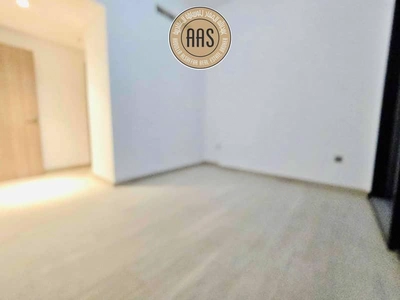 Luxurious 2 bedroom || Chiller Free || Spacious Unit-8