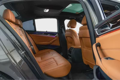 AED 2,467 / 60 months | 0% DP | 2021 BMW 520i M Sport / Full BMW Service History-12