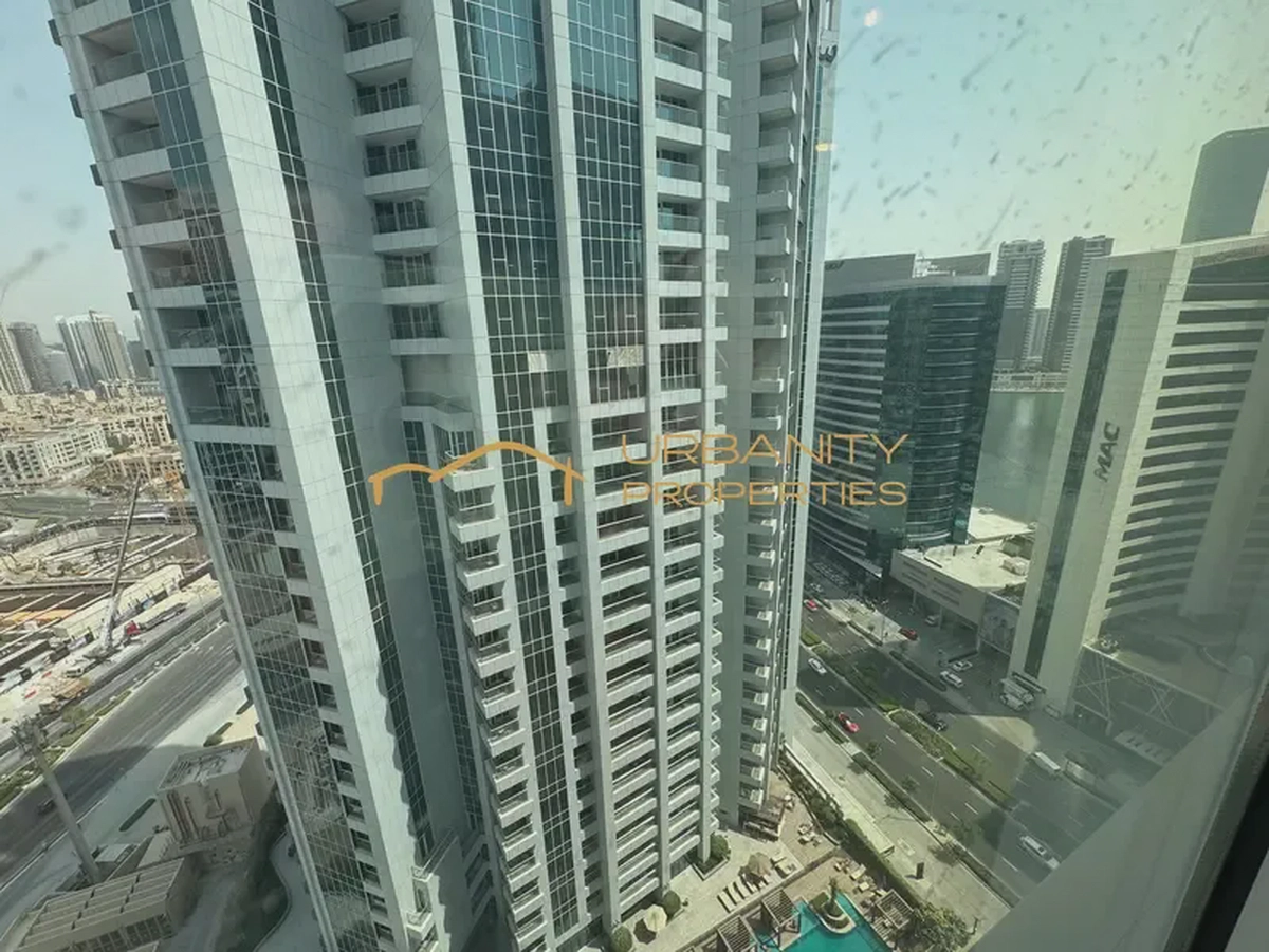 Fully Furnished Office | Prime Business Bay Location | 938 Sqft-1-1