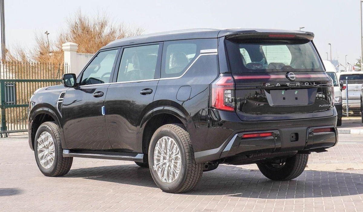 Nissan Patrol SE PLATINUM CITY PLATINUM 3.8L V6-17-0