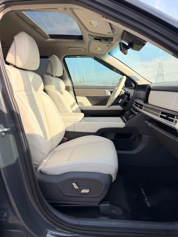 Hyundai Santa Fe Limited 2.5L // panoramic, 360 camera// full option 2024