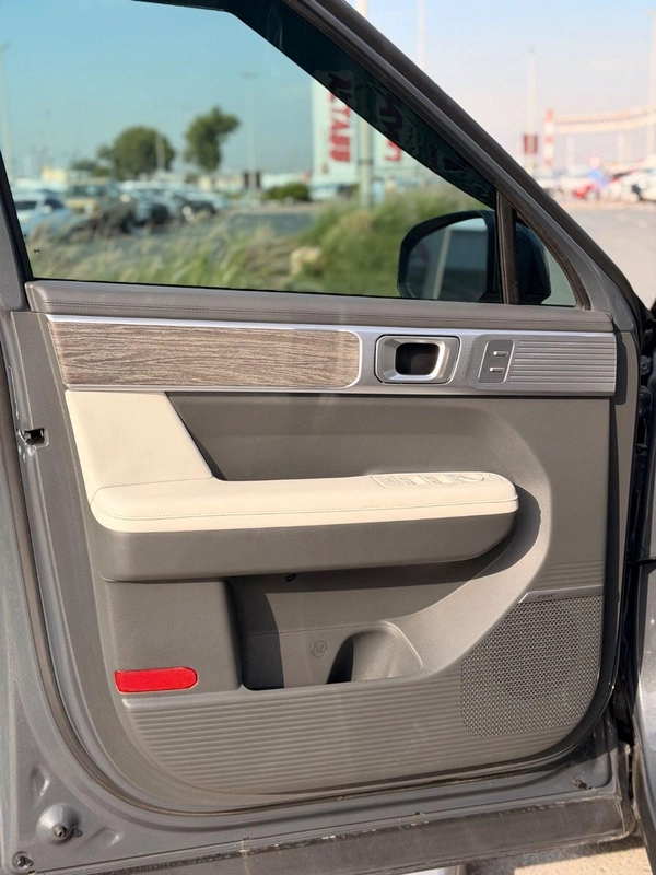 Hyundai Santa Fe Limited 2.5L // panoramic, 360 camera// full option 2024