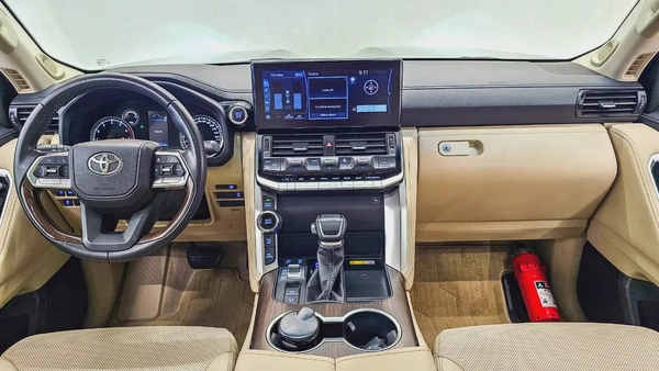 TOYOTA - LAND CRUISER - GXR - V6 TWIN TURBO - 2023 MODEL - UNDER WARRANTY - GCC SPECS - BLACK COLORE