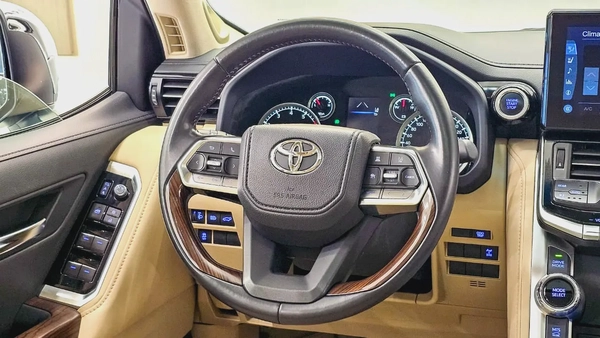 TOYOTA - LAND CRUISER - GXR - V6 TWIN TURBO - 2023 MODEL - UNDER WARRANTY - GCC SPECS - BLACK COLORE