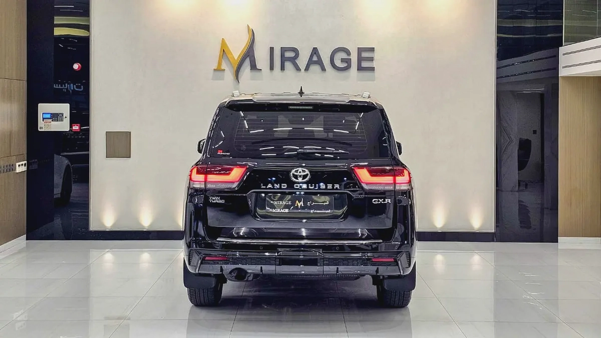 TOYOTA - LAND CRUISER - GXR - V6 TWIN TURBO - 2023 MODEL - UNDER WARRANTY - GCC SPECS - BLACK COLORE-12-12