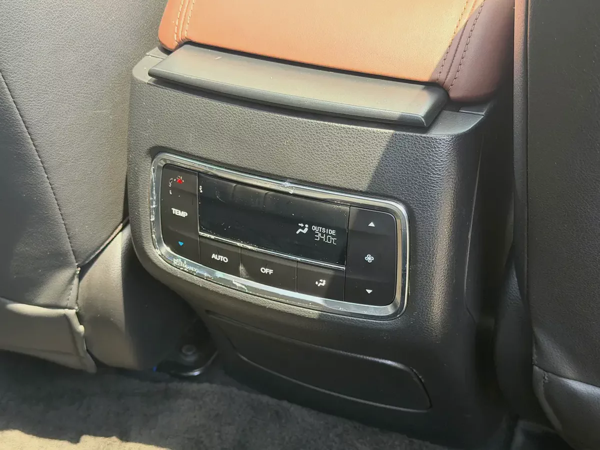 2020 GAC GS8 320T i-4WD Turbo GCC Specs-17-17