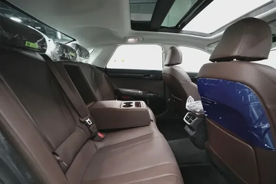 Hyundai Azera-9