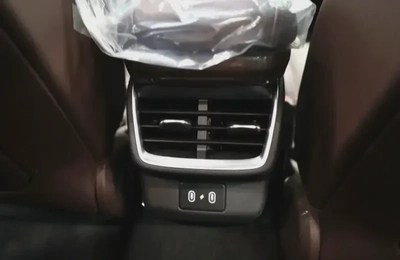 Hyundai Azera-11