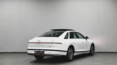 Hyundai Azera-10