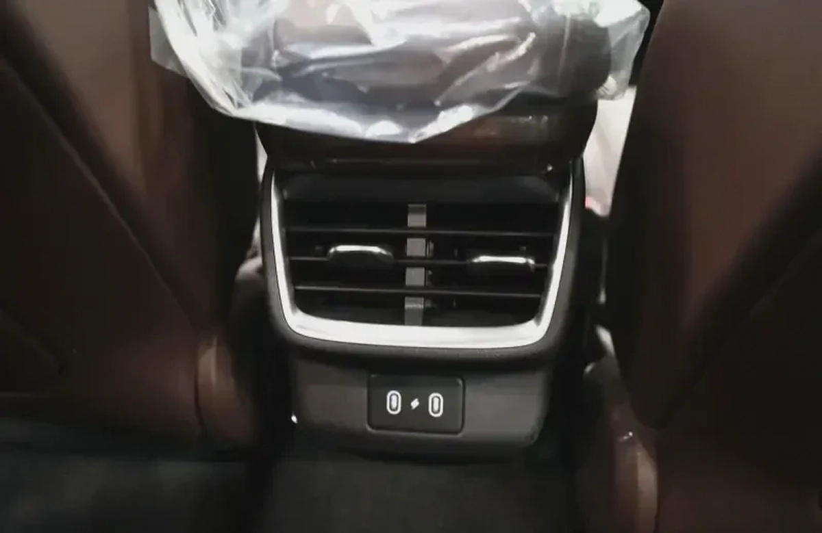 Hyundai Azera-11-11