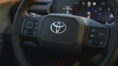 TOYOTA RAV4 2.5L HYBRID ADVENTURE 2026!! GCC SPECS-9