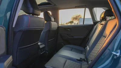 TOYOTA RAV4 2.5L HYBRID ADVENTURE 2026!! GCC SPECS-11