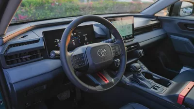 TOYOTA RAV4 2.5L HYBRID ADVENTURE 2026!! GCC SPECS-4