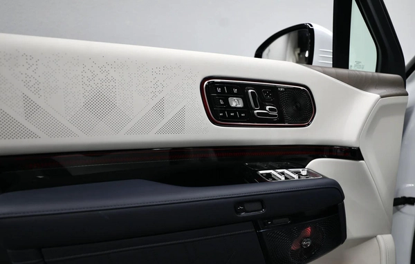 ZEEKR 9X Ultra | BRAND NEW | 2.0L Turbo | 5 Years Warranty