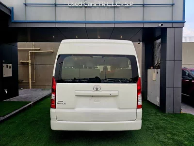 Toyota Hiace GL PASSENGER/ PATROL MANUAL/ 3.5 V6/ LOW MILEAGE-3