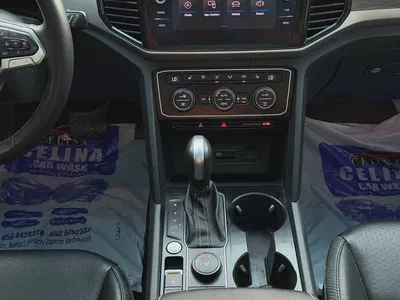 Volkswagen Atlas SEL Premium 2022 - American Specs - Fully Loaded-14