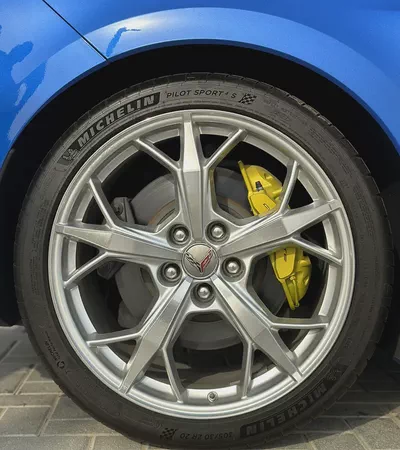 ACCIDENT-FREE | BRAND NEW | CHEVROLET CORVETTE STINGRAY C8 | 3LT Z51 | 6.2L V8 | 2020-15