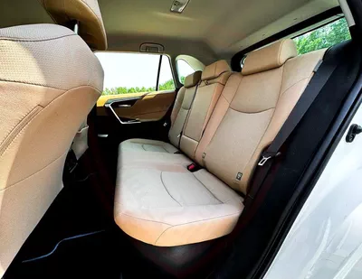 Toyota RAV4 VXR HEV Rav4 Hybrid | 2.5 L | | GCC | Accident-Free | In Excellent Condition | 1320 P.M-10