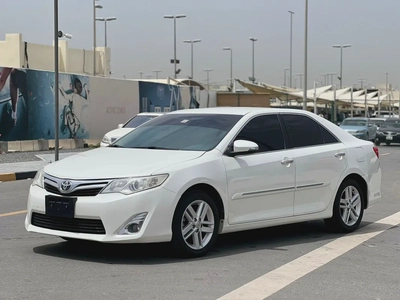 Toyota Camry SE Plus 2014 - GCC Specs - Reliable and Fuel Efficient-11