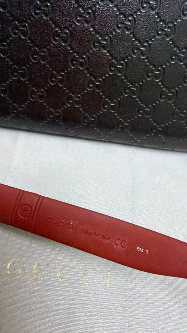 Gucci Red Frame Sunglasses with Case and authenticity card –Gucci GG 1116/S (Color Code: M1SBN)