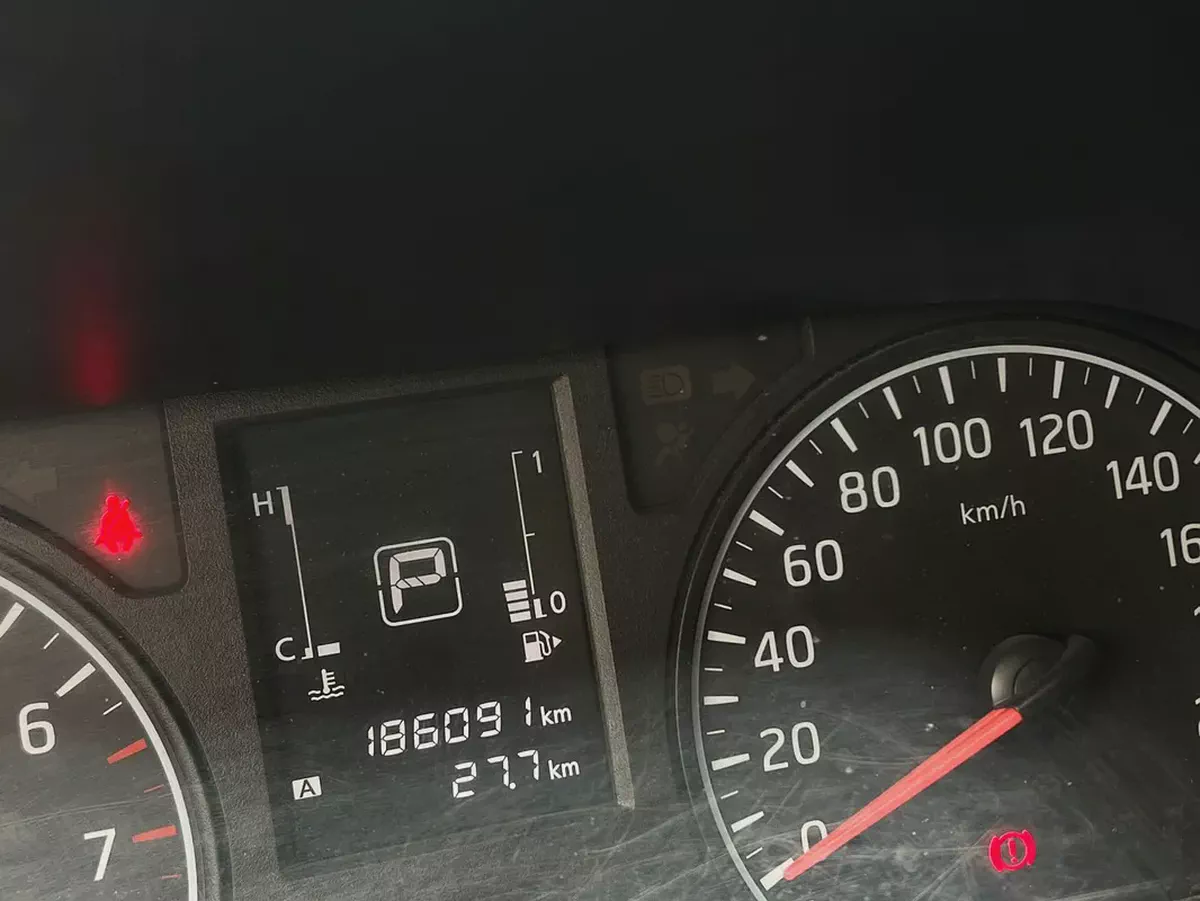 2020 | Nissan Urvan | Full Automatic | Van | Petrol | GCC | Ref#971-6-6