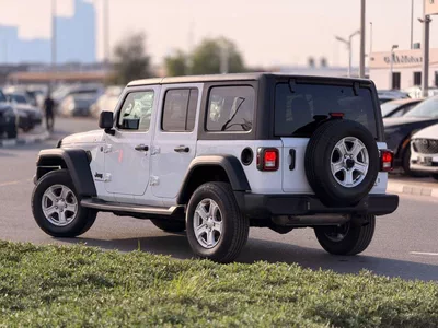 Jeep Wrangler Unlimited Sport 3.6L A/T (5 Seater)-11
