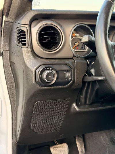 Jeep Wrangler Unlimited Sport 3.6L A/T (5 Seater)-16