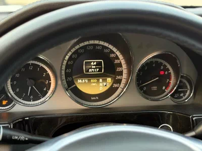 Mercedes Benz E 550-10