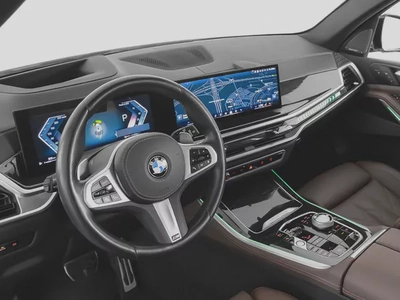2025 BMW X5 40i M Sport Pro / Full Service History-10