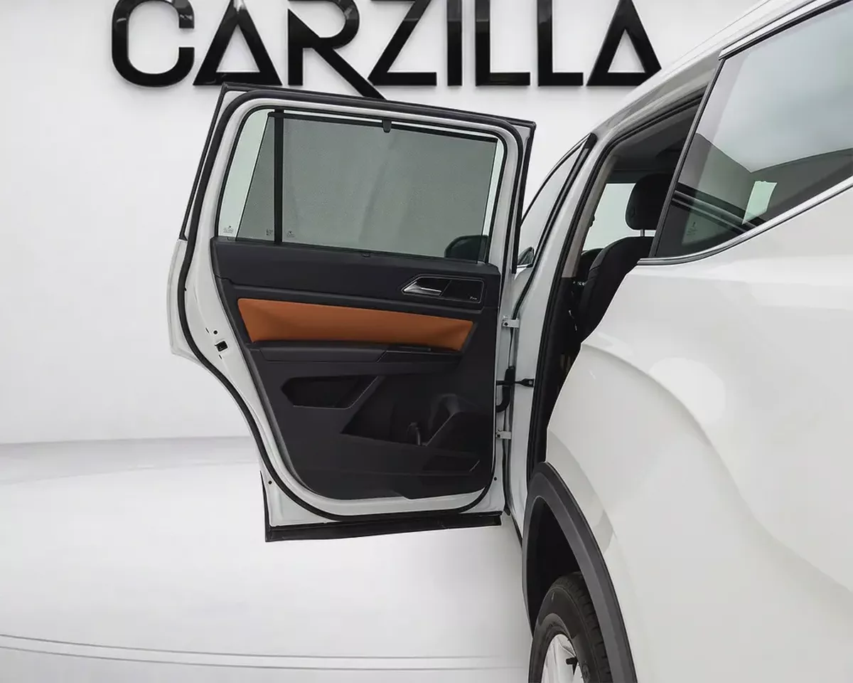 Volkswagen Teramont SEL V6 4MOTION 2019 l Fender Sound System l AED 1,175 / Monthly-12-12