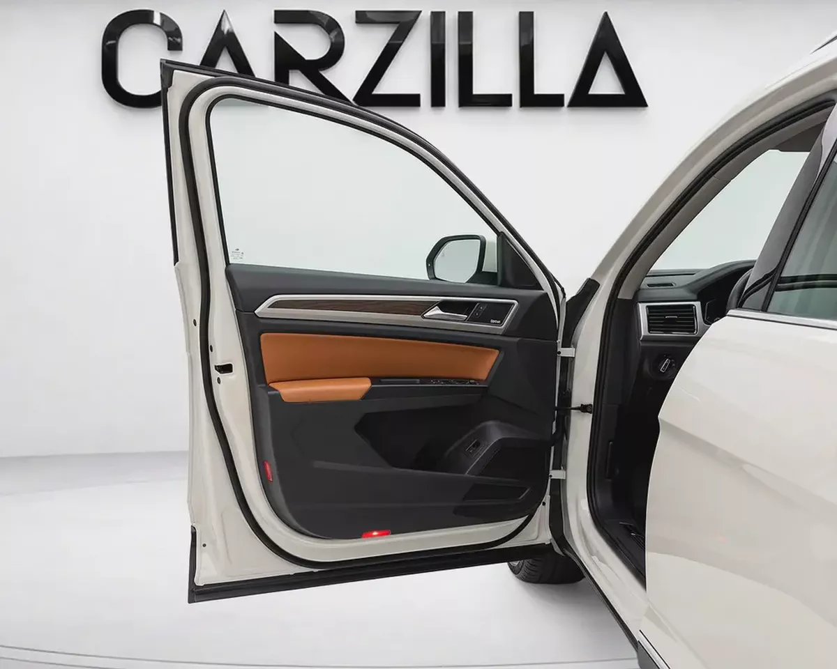 Volkswagen Teramont SEL V6 4MOTION 2019 l Fender Sound System l AED 1,175 / Monthly-6-6