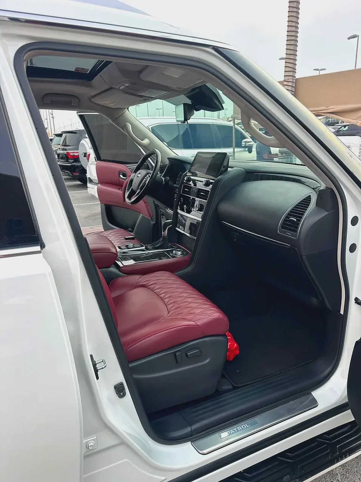 نيسان بترول بلاتنيوم فل V8 خليجي Nissan Patrol LE Platinum 2022 GCC Specs-12-12