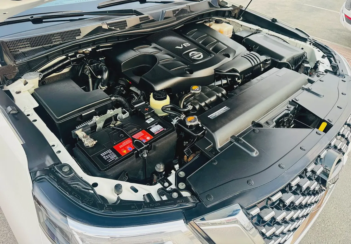 نيسان بترول بلاتنيوم فل V8 خليجي Nissan Patrol LE Platinum 2022 GCC Specs-18-18