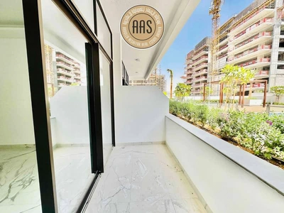 Pool view •• chiller free •• huge size •• with kitchen appliances-9