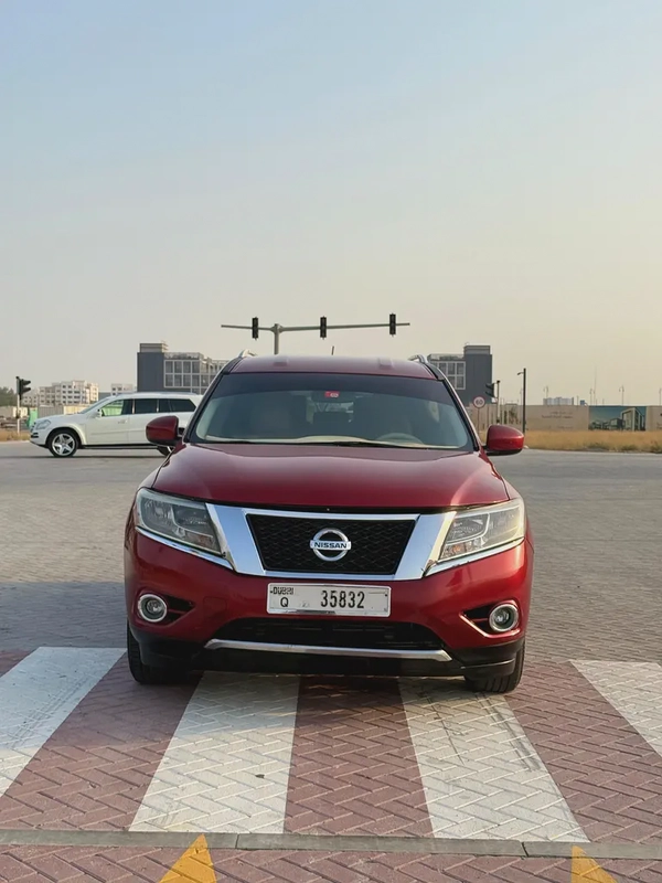 Nissan Pathfinder 2014 SE | American Specs | Well Maintained