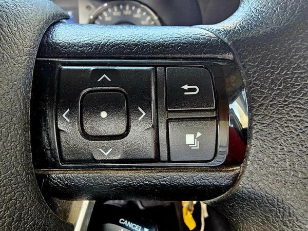 Toyota Hilux SR5/ 4WD PATROL AUTOMTIC/ AUTO WINDOWS/ LOW MILEAGE