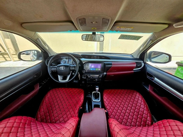 Toyota Hilux SR5/ 4WD PATROL AUTOMTIC/ AUTO WINDOWS/ LOW MILEAGE