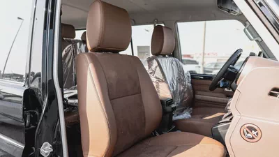 2026 Toyota Land Cruiser LC76 2.8L AT Diesel (Black-Brown)-11
