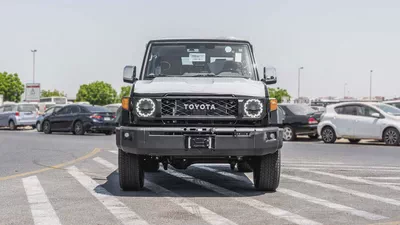 2026 Toyota Land Cruiser LC76 2.8L AT Diesel (Black-Brown)-3