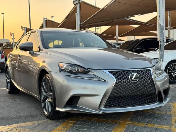 لكزس IS250 V6 2.5L موديل 2015 وارد إف إسبورت فل اوبشن