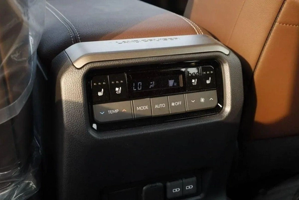 Toyota Prado PRADO FULL OPTION PETROL VXR 2.4T