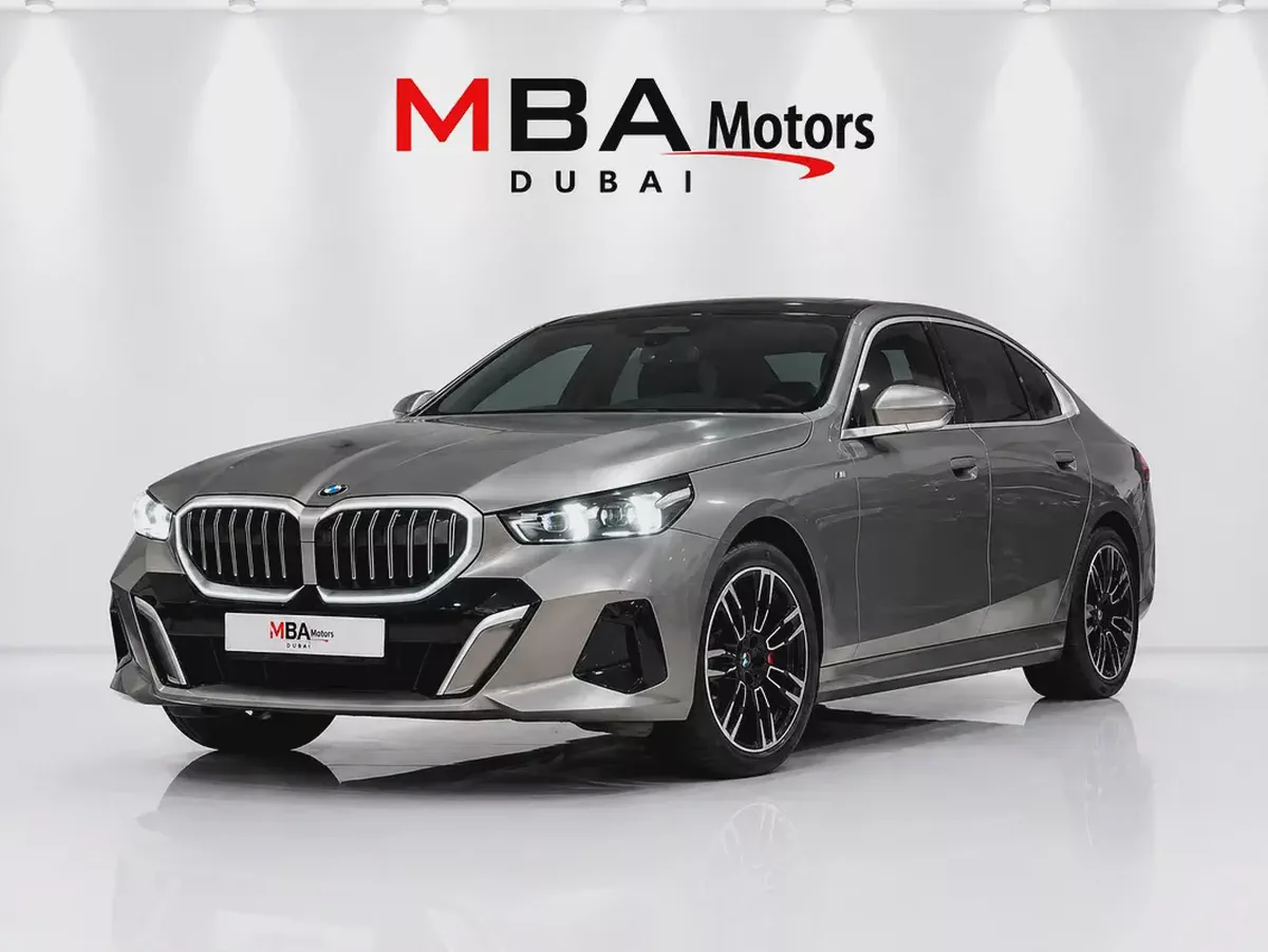 2024 BMW 530Li M-Package - 18,000 kms